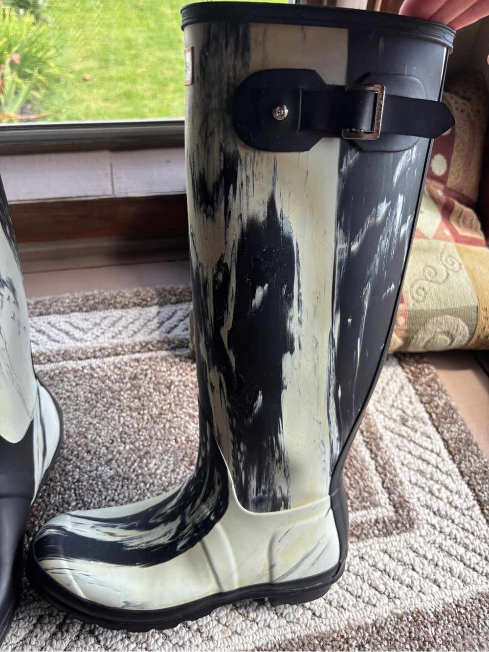 Women Hunter Rain Boots - Picture 2 of 6